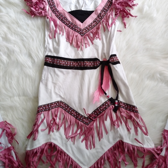 Girl's Indian Costume - Picture 2 of 11